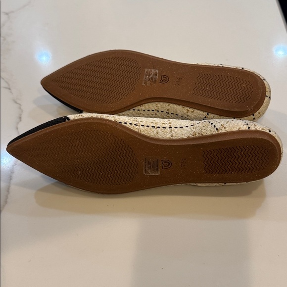 Rare retired Tuxedo Rothy's Cream tweed with black toe the Pointe II Flats 7.5 - Picture 6 of 9